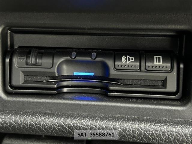 Nissan X-TRAIL 2018 8928770-9
