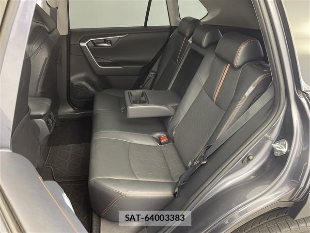 Toyota RAV4 2023 8938244-9