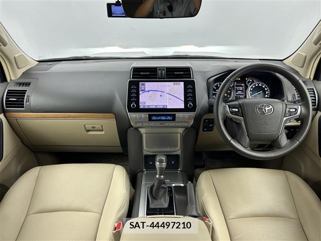 Toyota LAND CRUISER PRADO 2023 8907239-15