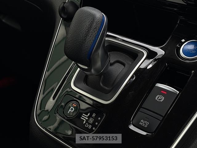 Nissan SERENA 2021 8925329-20