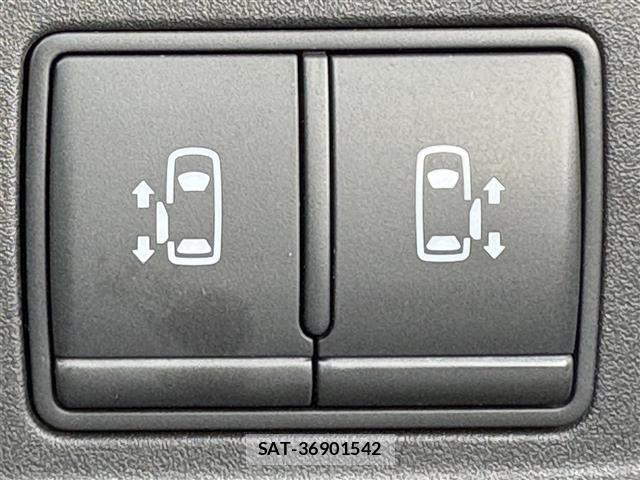 Nissan SERENA 2017 8925332-22