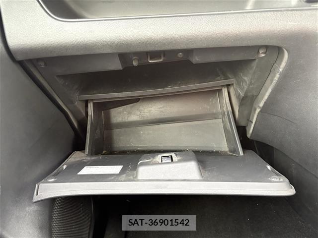 Nissan SERENA 2017 8925332-5