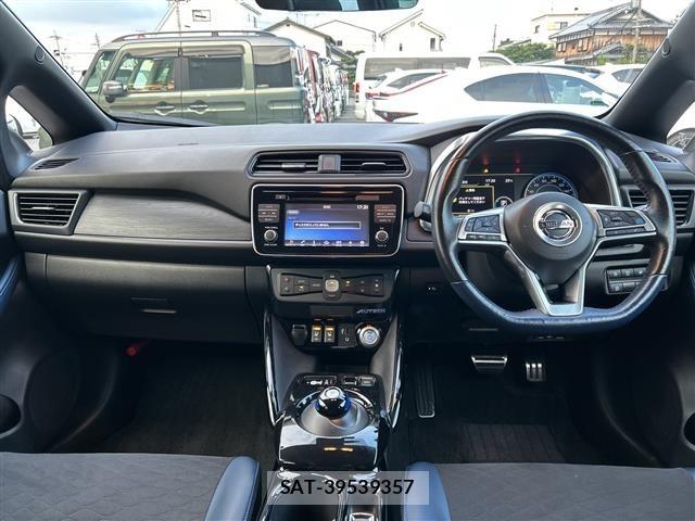 Nissan LEAF 2019 8928864-1