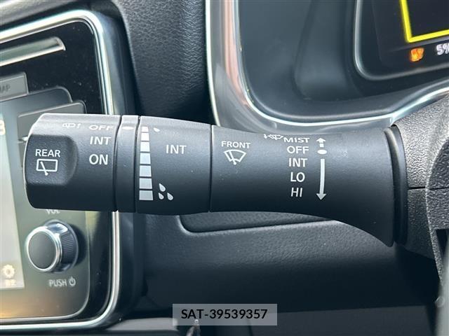 Nissan LEAF 2019 8928864-8
