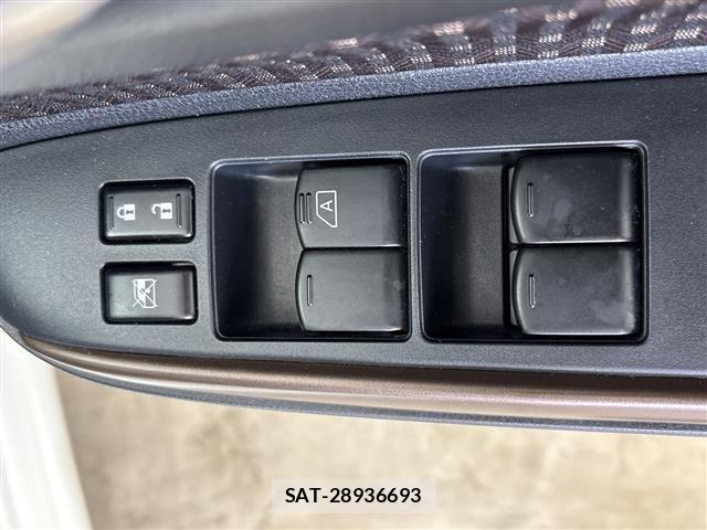Nissan NOTE 2017 8911754-10
