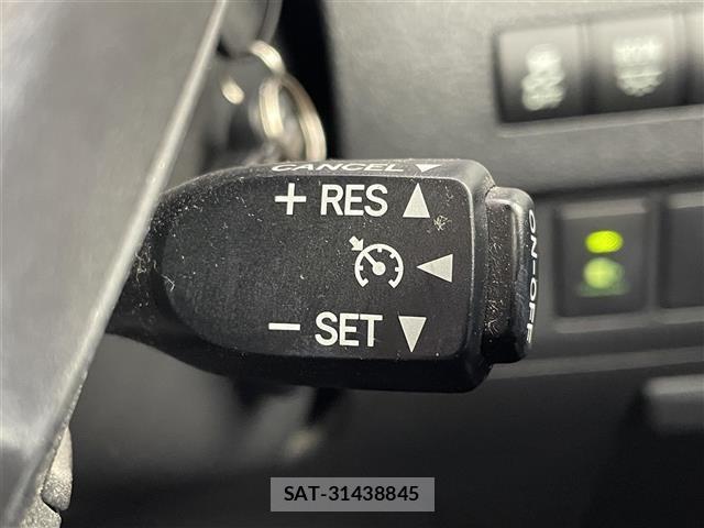 Toyota VELLFIRE 2013 8674216-8