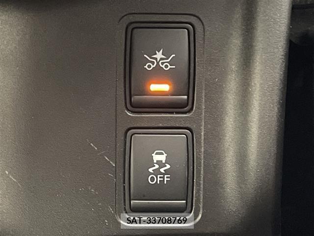 Nissan SERENA 2016 8925393-12