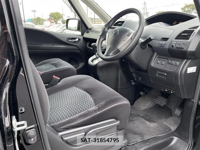 Nissan SERENA 2014 8925409-10