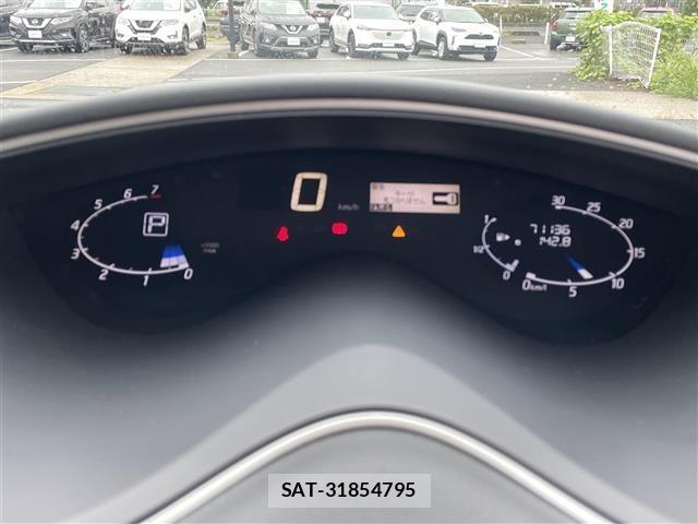 Nissan SERENA 2014 8925409-19