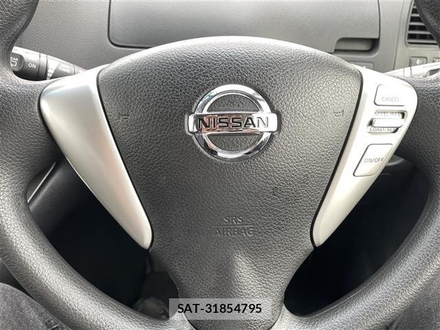 Nissan SERENA 2014 8925409-21