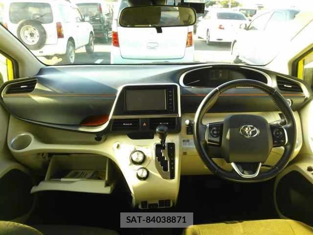 Toyota SIENTA 2015 8764370-8