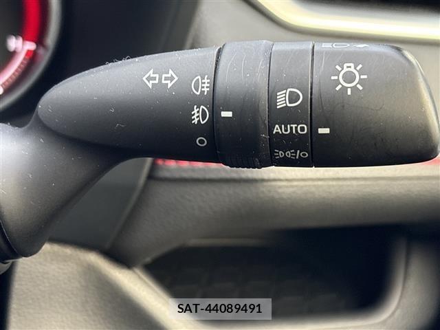 Toyota RAV4 2022 8938263-1