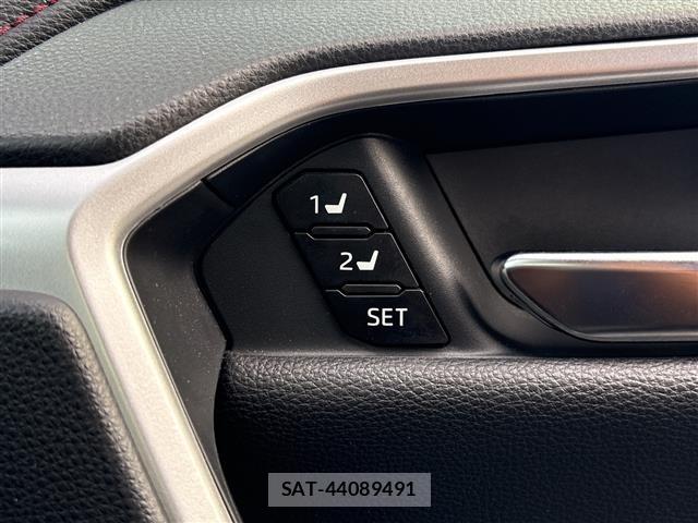 Toyota RAV4 2022 8938263-22