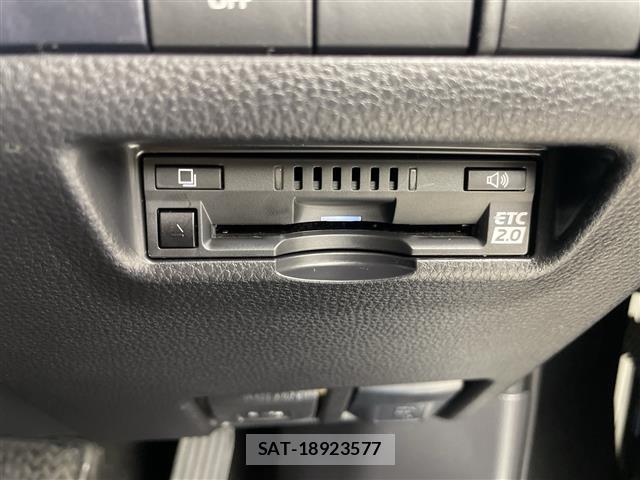 Toyota HARRIER 2021 8707916-17