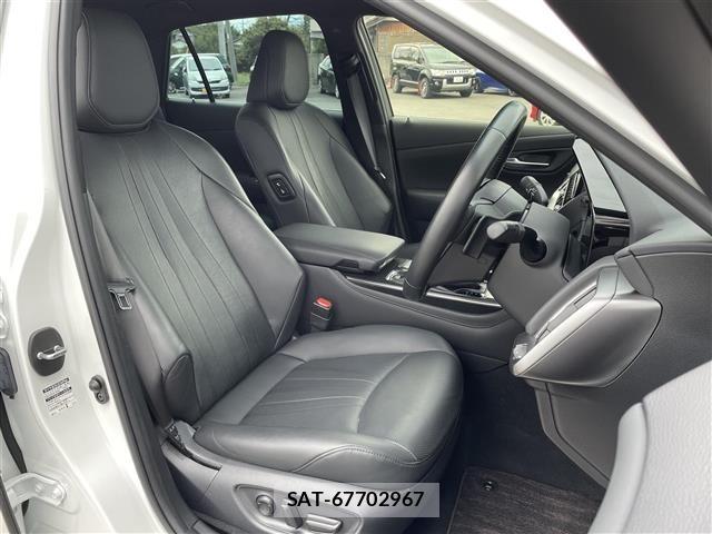 Toyota CROWN 2021 8937557-4
