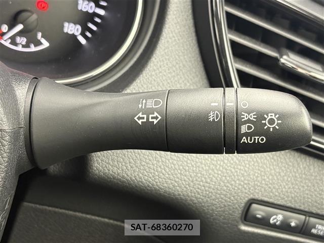Nissan X-TRAIL 2018 8928812-9