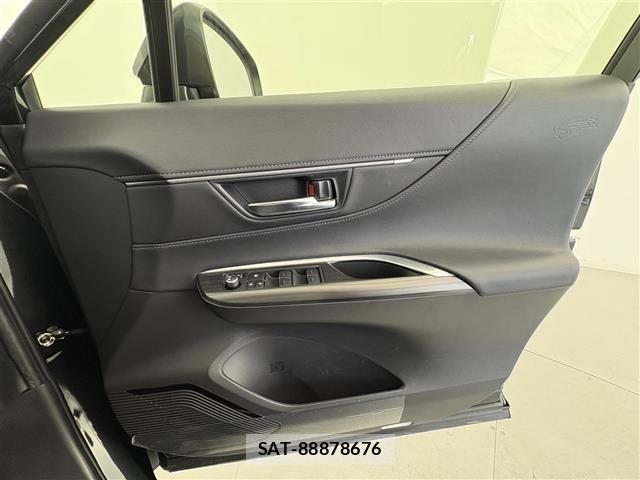 Toyota HARRIER 2022 8937111-3