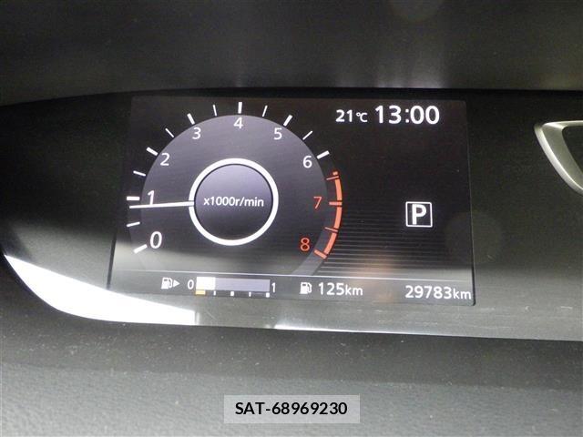 Nissan SERENA 2017 8925429-1