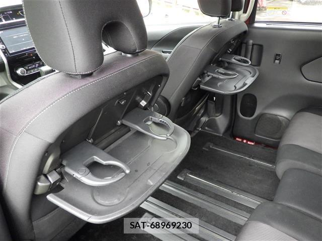 Nissan SERENA 2017 8925429-12