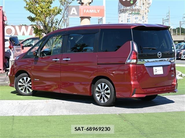 Nissan SERENA 2017 8925429-13