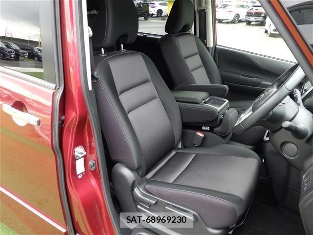 Nissan SERENA 2017 8925429-22