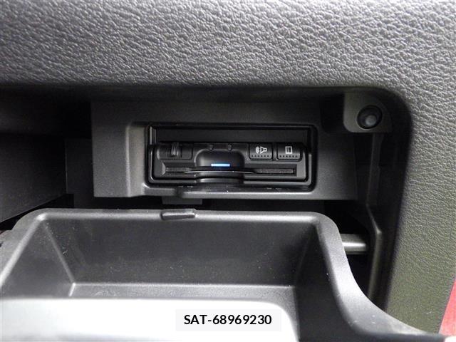 Nissan SERENA 2017 8925429-8