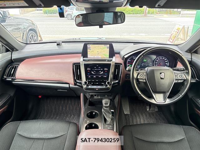 Toyota CROWN 2019 8937558-15