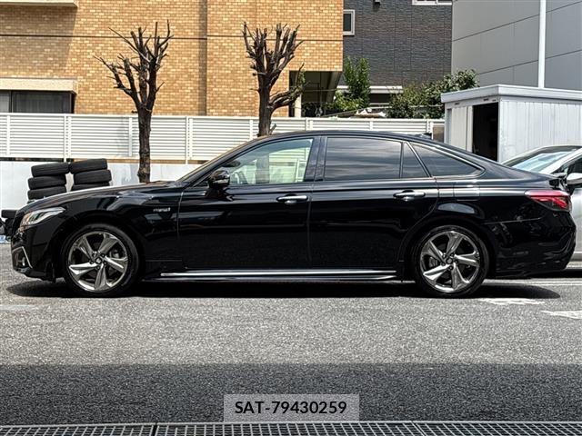Toyota CROWN 2019 8937558-2