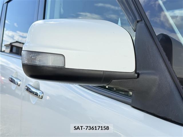 Nissan SERENA 2014 8925430-4