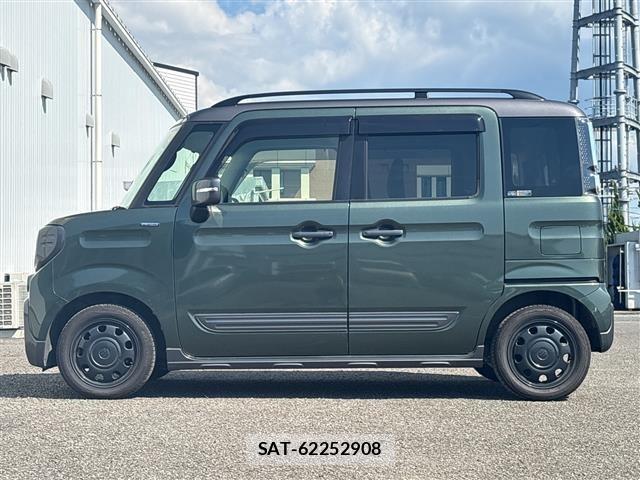 Suzuki SPACIA 2021 8692490-2