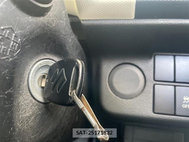 Suzuki ALTO 2015 8913991-3