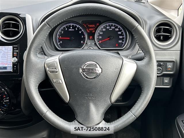 Nissan NOTE 2015 8911839-1