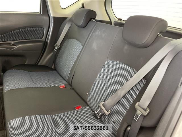Nissan NOTE 2013 8911852-11