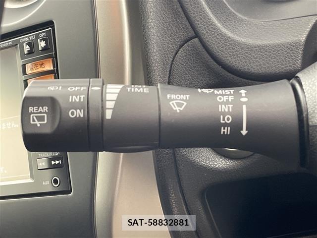 Nissan NOTE 2013 8911852-4