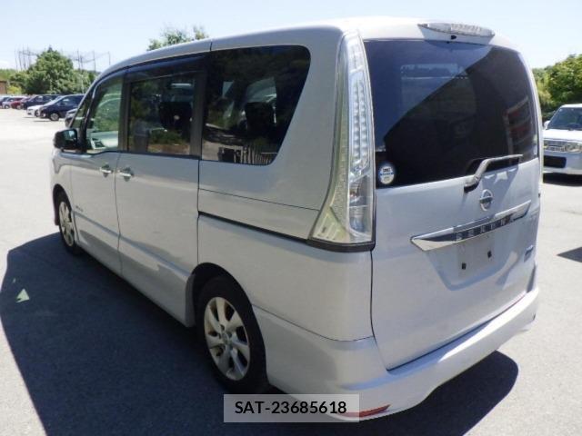 Nissan SERENA 2013 8672885-1