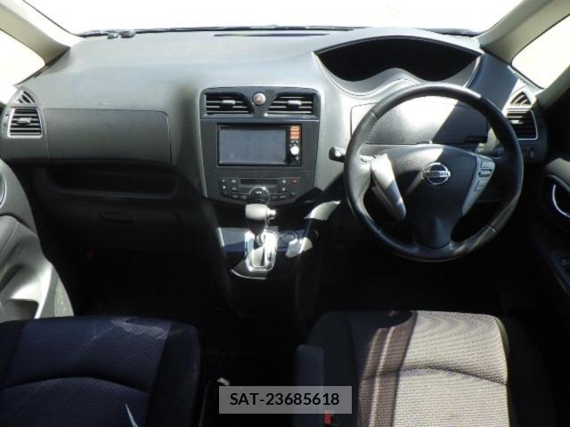 Nissan SERENA 2013 8672885-3