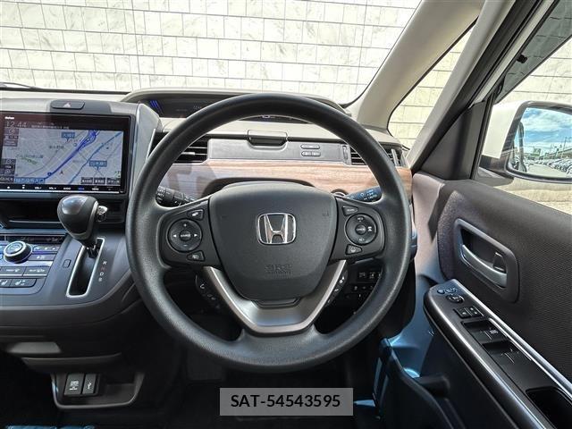 Honda FREED 2024 8684283-3