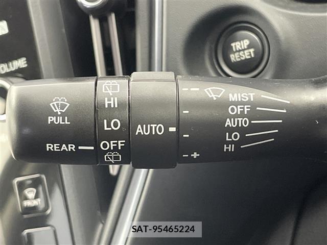 Subaru LEVORG 2020 8704233-3