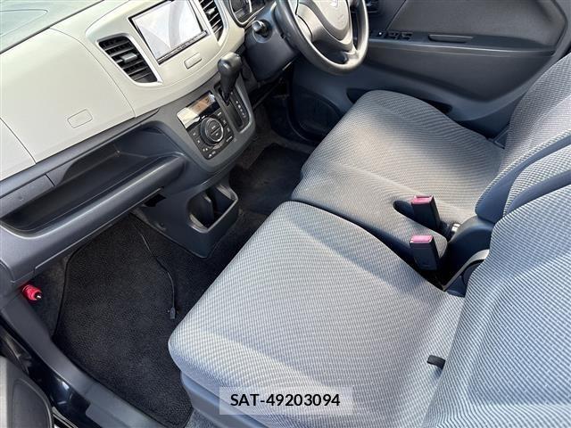 Suzuki WAGON R 2015 8747835-2