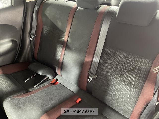 Nissan JUKE 2010 8902809-20