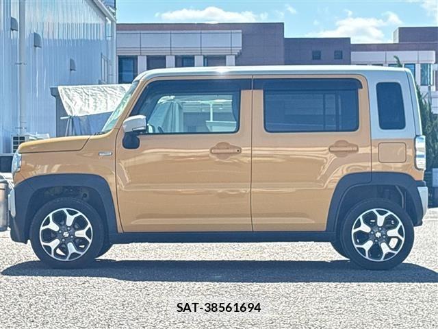 Suzuki HUSTLER 2023 8690060-2
