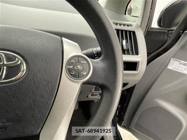 Toyota PRIUS 2015 8938611-8