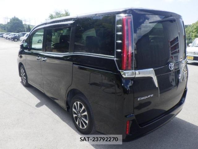 Toyota ESQUIRE 2017 8716816-1