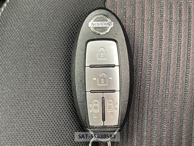 Nissan SERENA 2018 8925462-12