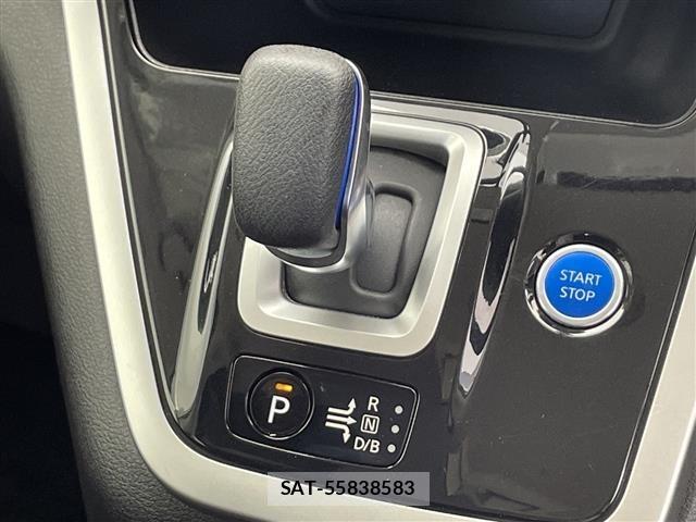 Nissan SERENA 2018 8925462-21
