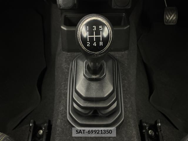 Suzuki JIMNY 2021 8932560-8