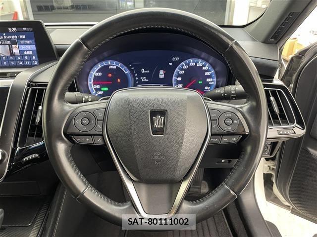 Toyota CROWN 2018 8680512-3
