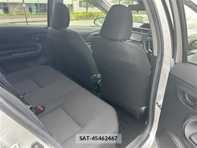 Toyota AQUA 2019 8705522-11