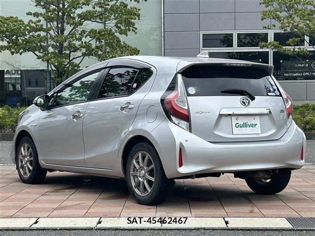 Toyota AQUA 2019 8705522-13
