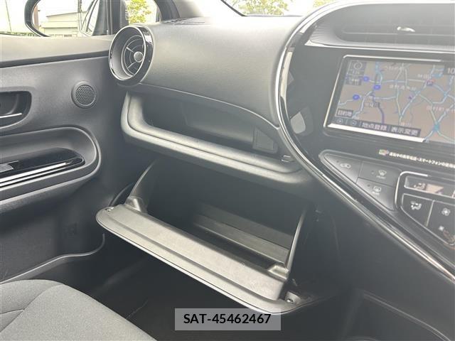 Toyota AQUA 2019 8705522-8